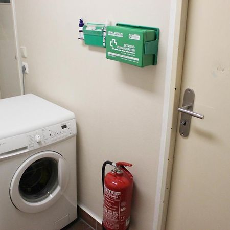 1 Zimmer In Wohngemeinschaft, Netflix, Premium Kabelfernsehen, Kueche Daire Berlin Dış mekan fotoğraf