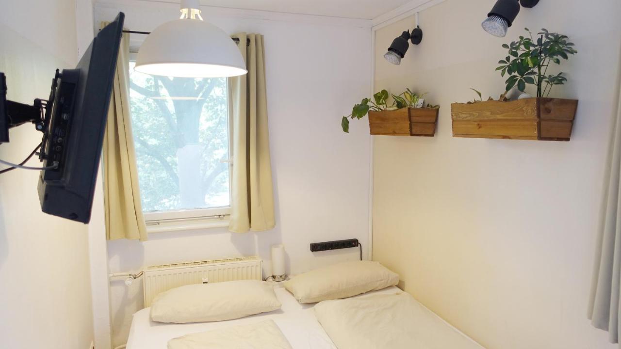 1 Zimmer In Wohngemeinschaft, Netflix, Premium Kabelfernsehen, Kueche Daire Berlin Dış mekan fotoğraf
